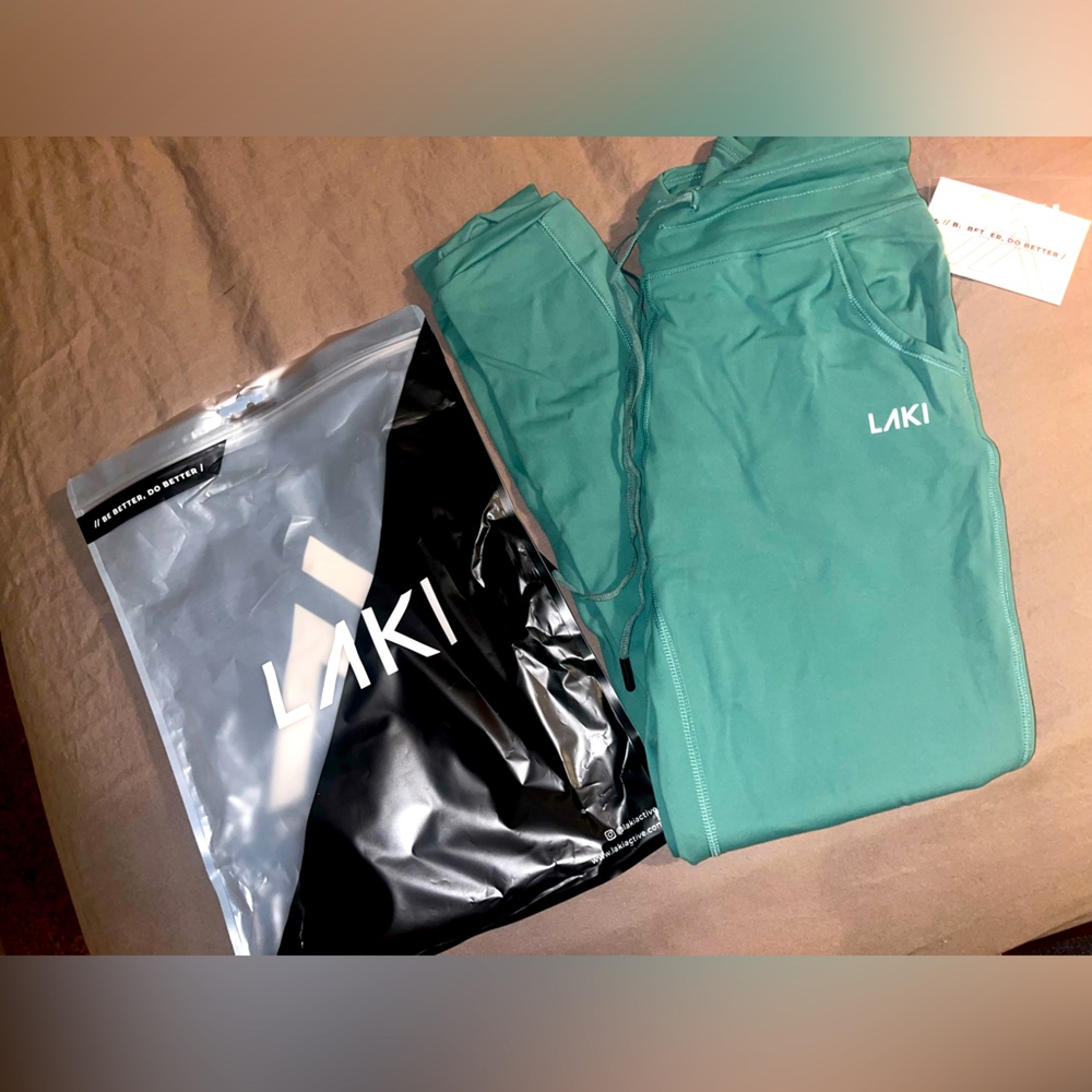 LAKI joggers